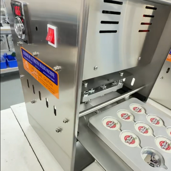 Coffee Tea & Company - Automatische Boba-thee/koffie plastic/papieren beker verzegelmachine met
